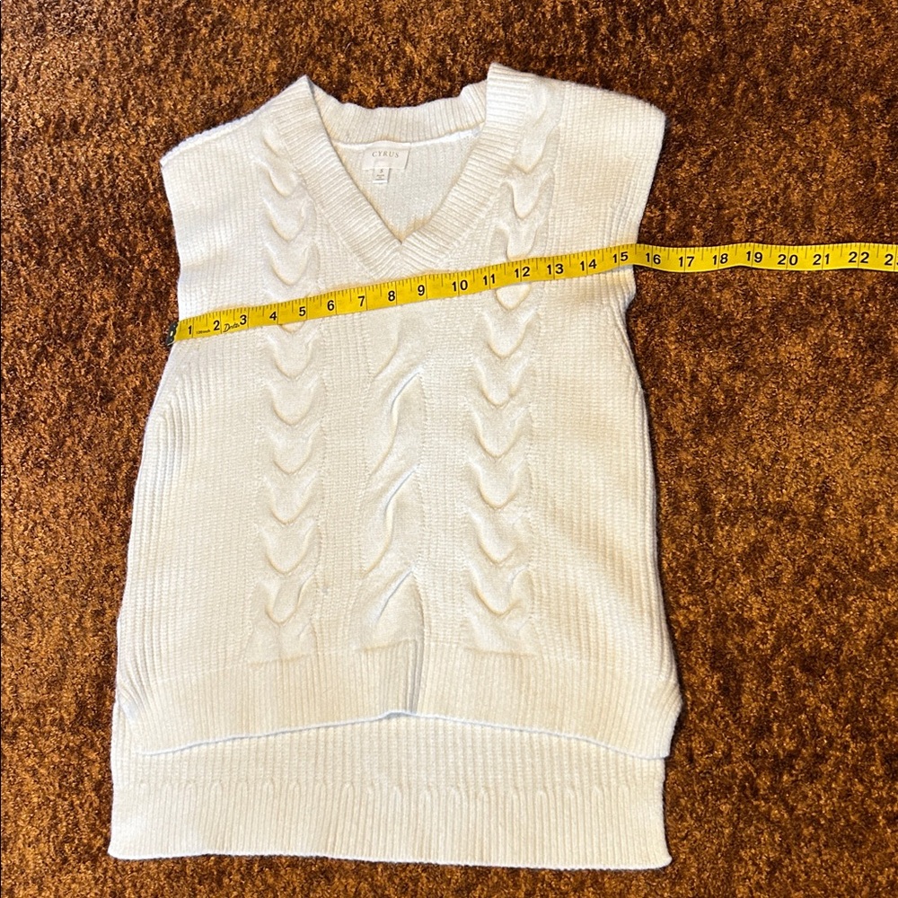 Cyrus Cream Cable Knit Sleeveless Sweater - Picture 3 of 6